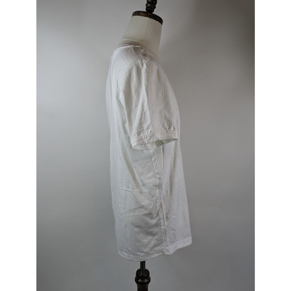 Adidas Mens XL T-Shirt White ID Jacquard Chevron Athletic Performance Top Soccer - Picture 4 of 9